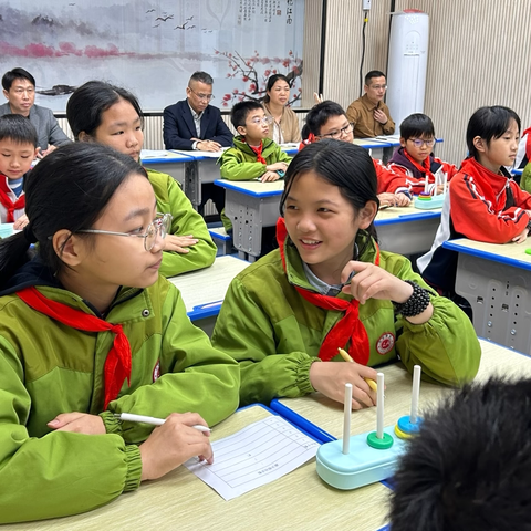 “益”彩纷呈  “智”启未来——记乐安县小学数学益智课堂现场展示活动