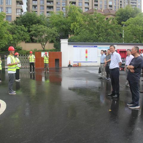 工地安全建设，政协委员送来“及时雨” ----市政服务委员工作室到建设施工一线开展安全生产指导