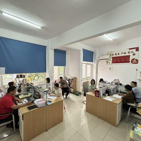 凝艺聚力，共绽芳华 ——— 艺术组学科组工作总结