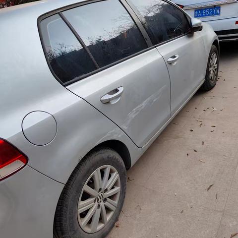 爱车划伤难处理 “一站式”矛调解民忧