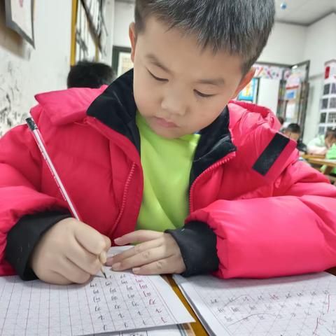 11.11良才美术书法学校御龙湾校区上午硬笔书法班掠影