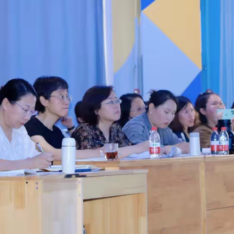 观摩展风采，“研”途有花开—海拉尔区民族幼儿园与牙克石市育才幼儿园结对帮扶活动（副本）