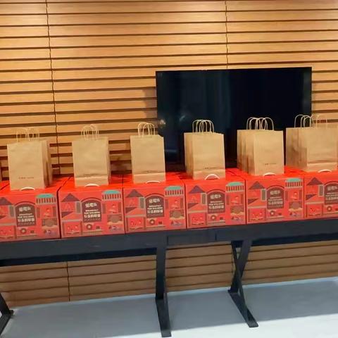 建行桐梓林支行举办糕点手作活动 以专属礼遇回馈客户信任与支持