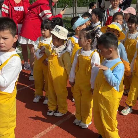 万象幼儿园爱心💗之家之家“释FUN多巴胺”亲子运动会