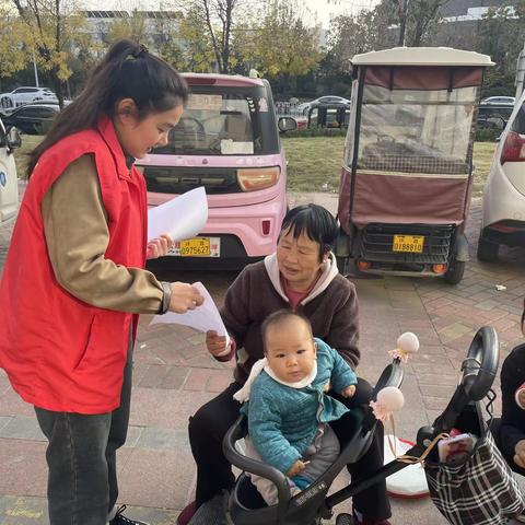 鹿鸣湖社区开展反电诈宣传活动，助力平安法治星