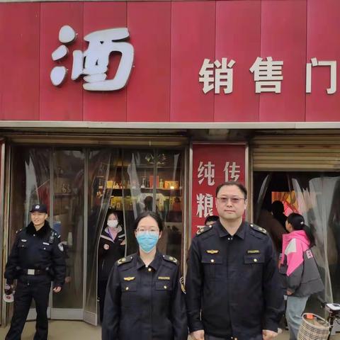 区应急局组织热备力量保障龙窝文化活动