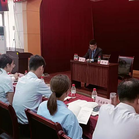 破晓法治之光，亮剑金融力量——高陵区金融工作服务中心组织召开《中华人民共和国反有组织犯罪法》专题培训