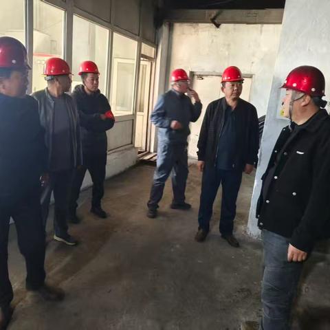 根河大林公司金河分公司开展节前供暖设施检查 筑牢冬季安全供暖防线