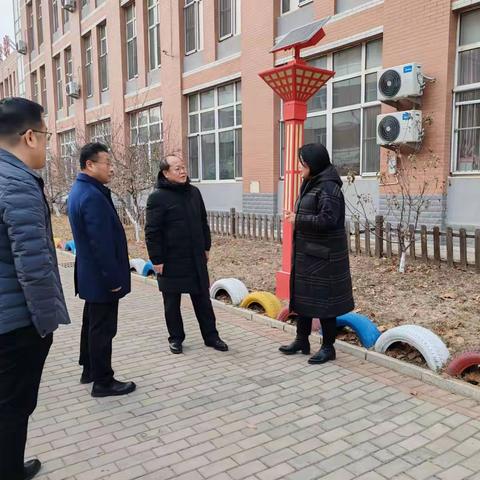 领导关怀 情暖师幼——市教育局领导走进铁岭市实验学校幼儿园指导调研