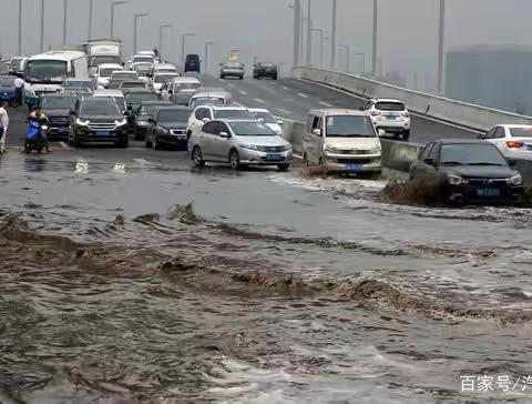 建信财险北京分公司温馨提示 暴雨天气行车注意事项