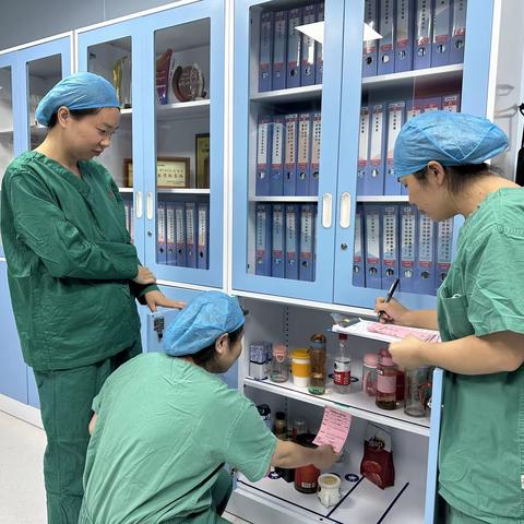 精益求精，持之以恒 ——日间手术科开展红牌大作战