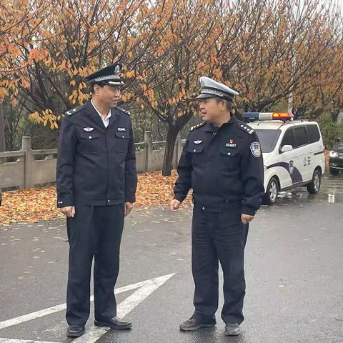 市交警支队付武魁副支队长一行深入岐山大队督导秋冬季道路交通安全风险隐患排查整治工作