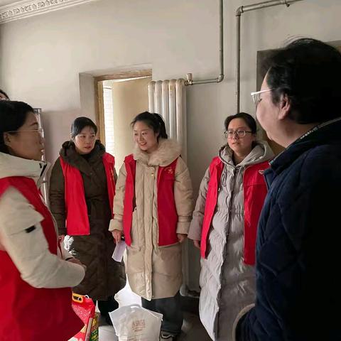 许烟社区党总支联合共建单位许昌市畜牧水产技术推广站及“三双”下沉单位区委办开展走访慰问活动