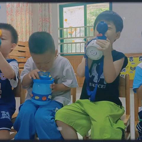 暑期小班第3周宝贝成长记录