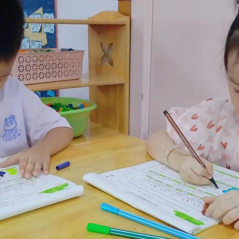 现代名人花园幼儿园中一班第6周宝贝成长记录