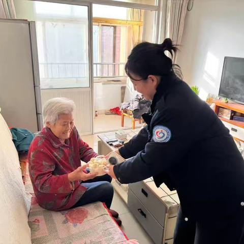 情暖网格，饺香传爱