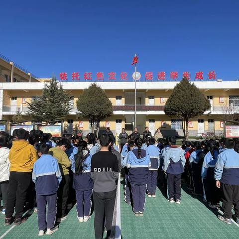 超越自我，点燃青春                         ——甘泉县道镇九年制学校第一届冬季越野赛