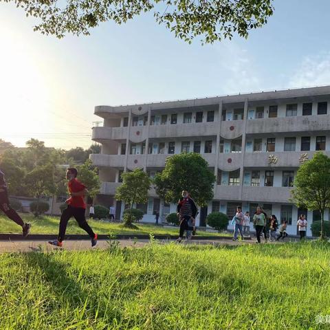 澧南镇光彩希望小学2023年秋季一年级新生招生公告