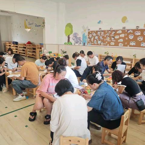 初相遇•心沟通麒麟区第四幼儿园联合办学点 嘉宝幼儿园2024年秋季 新生亲子游戏活动和家长会