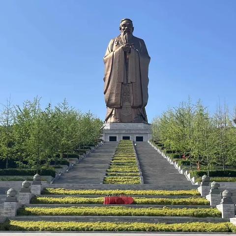 临沂实验中学尼山游学