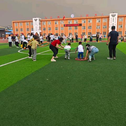 【家校共育】亲子活动：增进情感的温馨纽带