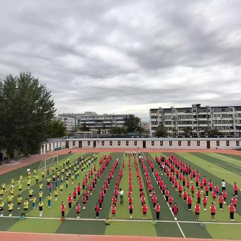 教研聚合力，学期新起航 ﻿——冀英五小学数学组9月教研活动