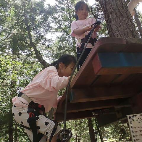 【“六爱”课程·爱运动强体魄】我运动 我快乐 我健康——五一路小学教育集团 2019级1班暑期运动篇