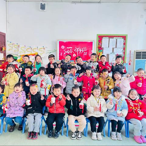 “🧨欢天喜地庆元旦        幼儿园里迎新年”🧧 果果二班元旦主题活动