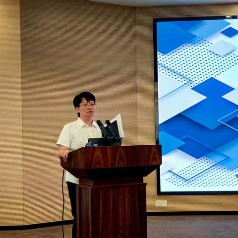 深耕客户经营，聚力零售拓展——茂名市分行召开零售业务拓展与客户综合化经营专题培训