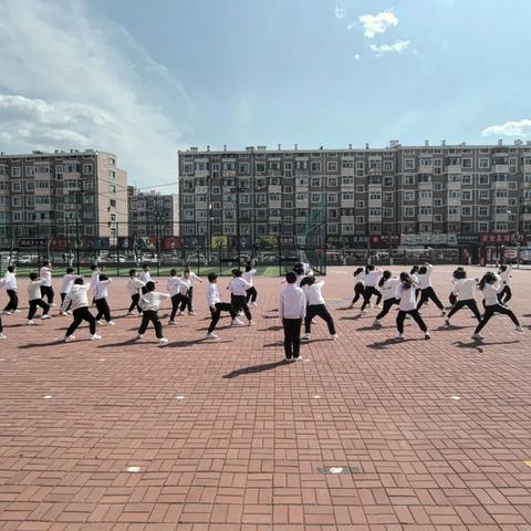 热血铸军魂 少年展英姿——青云小学少年军校军体拳展演活动圆满落幕