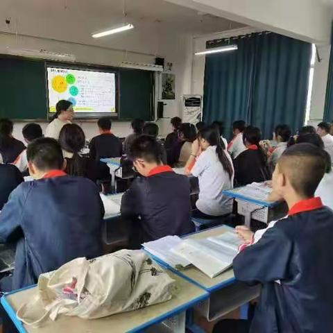 聚焦新课标，复习研讨“赢”中考——钭君丽名师工作室送教莲都区联城中学