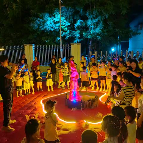 “你好，夏天，南正幼儿园亲子趣味篝火狂欢晚会