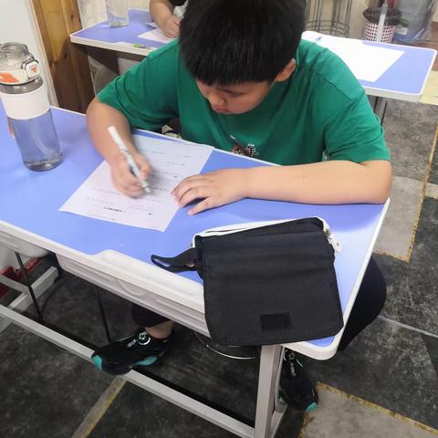 八月十六日侯哥讲堂小升初通天街二期一班（13）