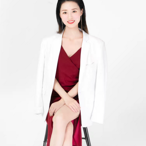 长嘴壶高级茶艺师：李丽