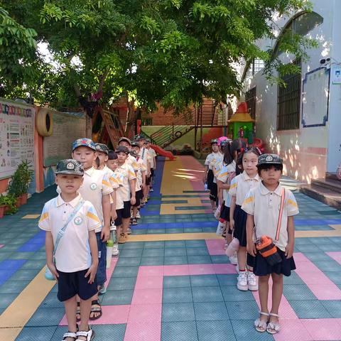 启慧幼儿园走进《海之南》学校体验生活