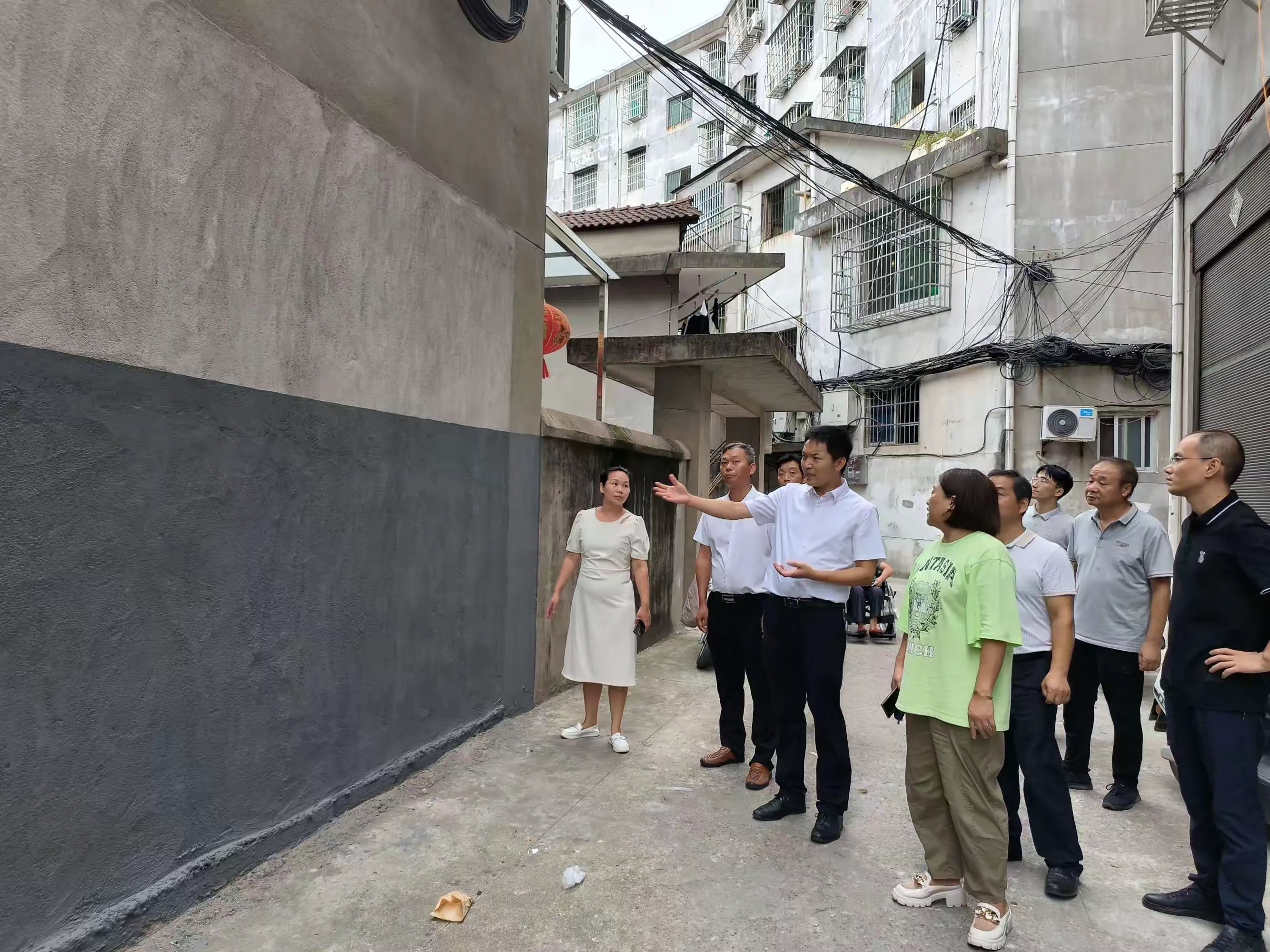 简篇-第二十一片区指挥长张光铖到创卫片区督导整改工作
