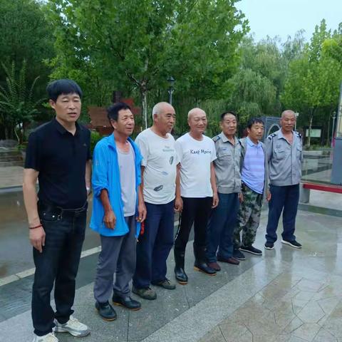 雨天巡查不松懈 隐患排查保安全