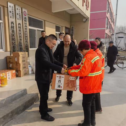 岁寒情更浓，关怀暖人心—区财政局到帮扶村开展送温暖慰问活动