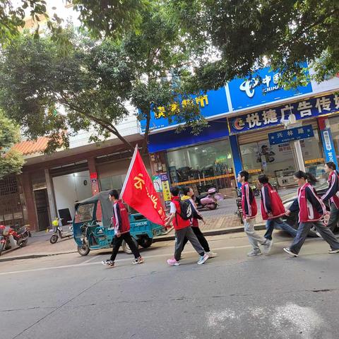 参观禁毒教育基地，共筑无毒青春防线