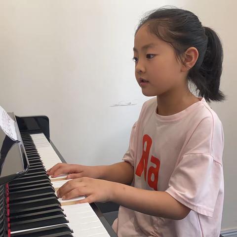 牛津奥司夫特幼儿园 仝羽希 钢琴🎹成长记