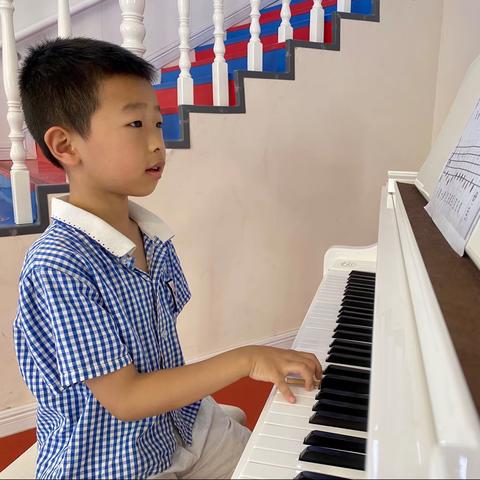 牛津奥司夫特幼儿园 王奕喆 钢琴🎹成长记