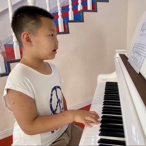 牛津奥司夫特幼儿园 刘俊熙 钢琴🎹成长记