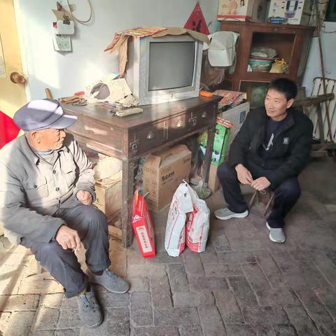 走访慰问脱贫户，爱心帮扶送温暖