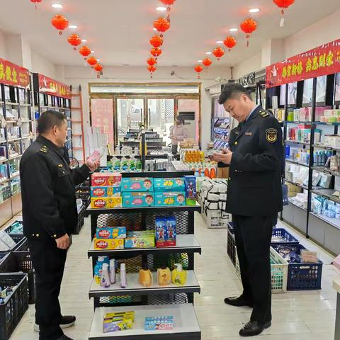 甘泉县市场监督管理局守护“美丽”提升化妆品消费质量统一行动
