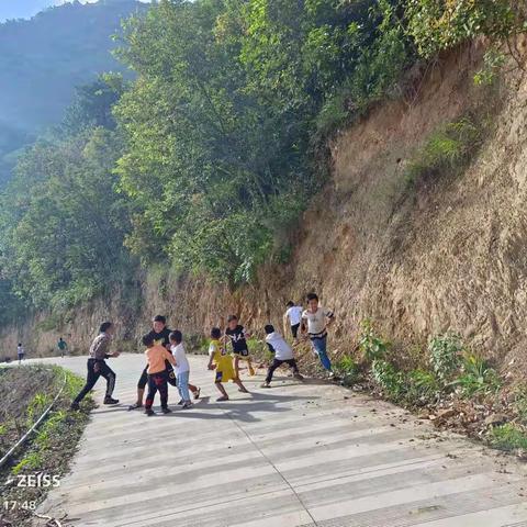 悠悠家访路，浓浓师生情——泸水一小二年级组