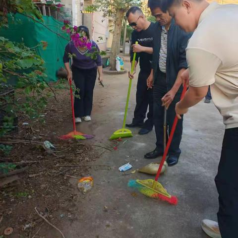 临高县农业农村局开展冬春季爱国卫生运动暨环境卫生综合整治行动（二）