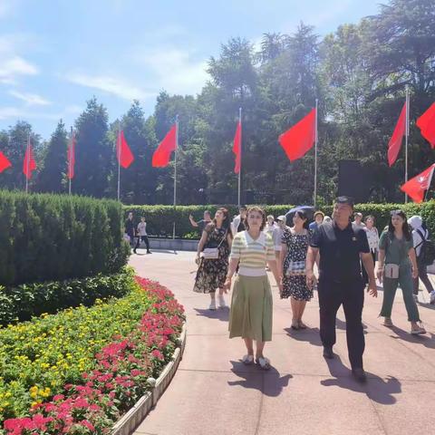 “参观伟人故里,传承红色基因”托克逊县夏乡中心学校赴湖南韶山爱国教育基地研学之旅