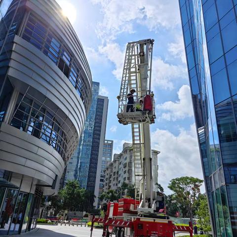 美兰大队走进中交国际中心开展消防安全培训