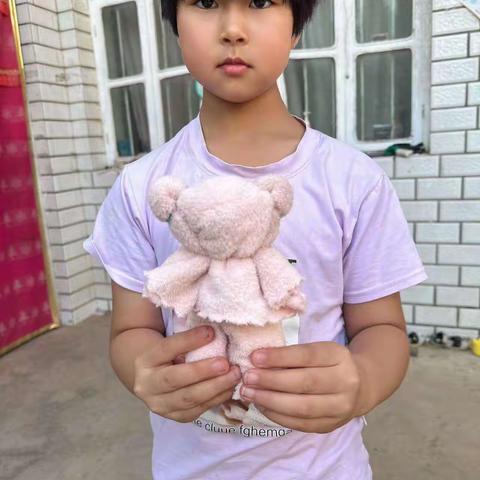七彩假期，你我同行||灵巧的小手——肥乡区明德小学二（3）班