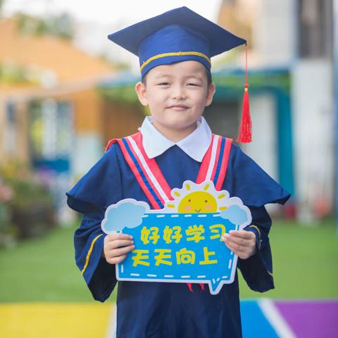 明泽丰华幼儿园大四班【徐承希】2022-2023下学期个人成长记录